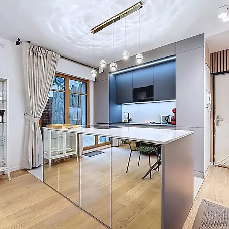 Appartement Elegant Duplex With Garden Near The Eiffel Tower *
