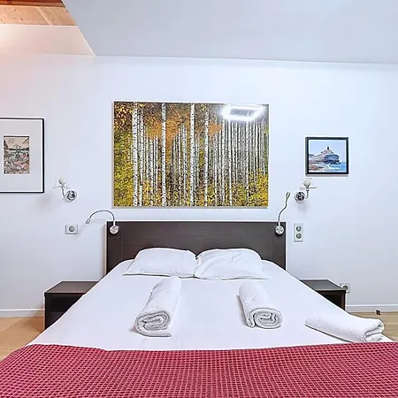 Elegant Duplex With Garden Near The Eiffel Tower * Parijs