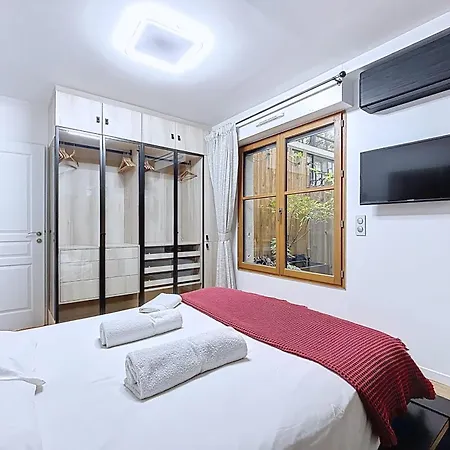 Elegant Duplex With Garden Near The Eiffel Tower Διαμέρισμα