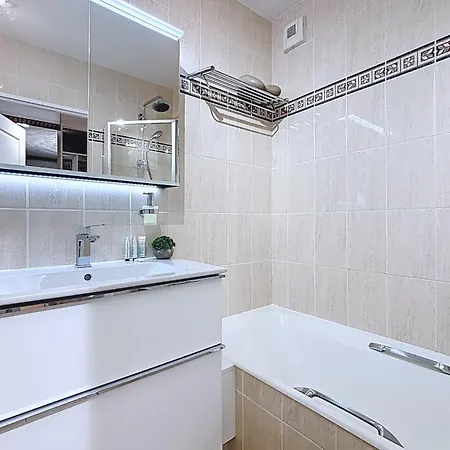 Elegant Duplex With Garden Near The Eiffel Tower * Paryż