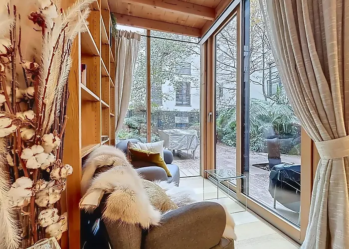 Elegant Duplex With Garden Near The Eiffel Tower פריז