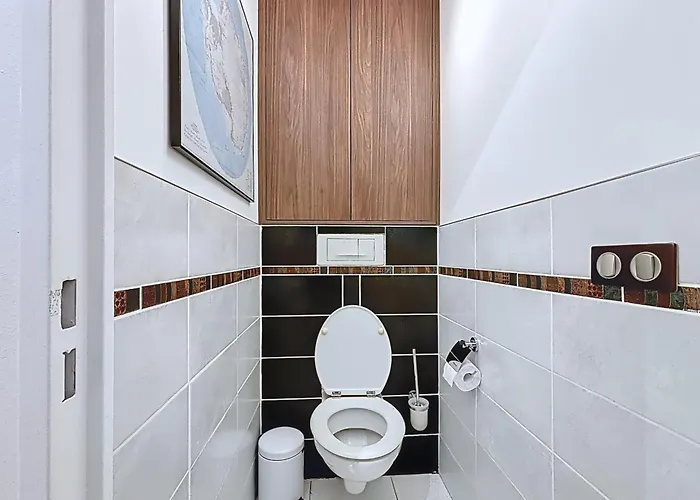 דירה Elegant Duplex With Garden Near The Eiffel Tower