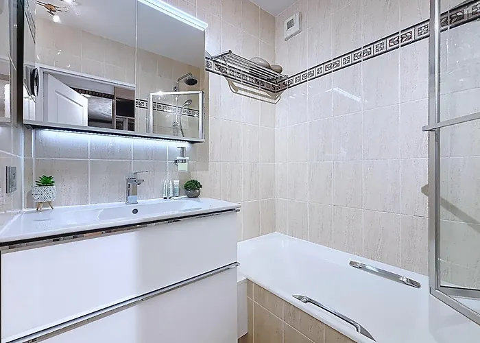 Elegant Duplex With Garden Near The Eiffel Tower * Paříž